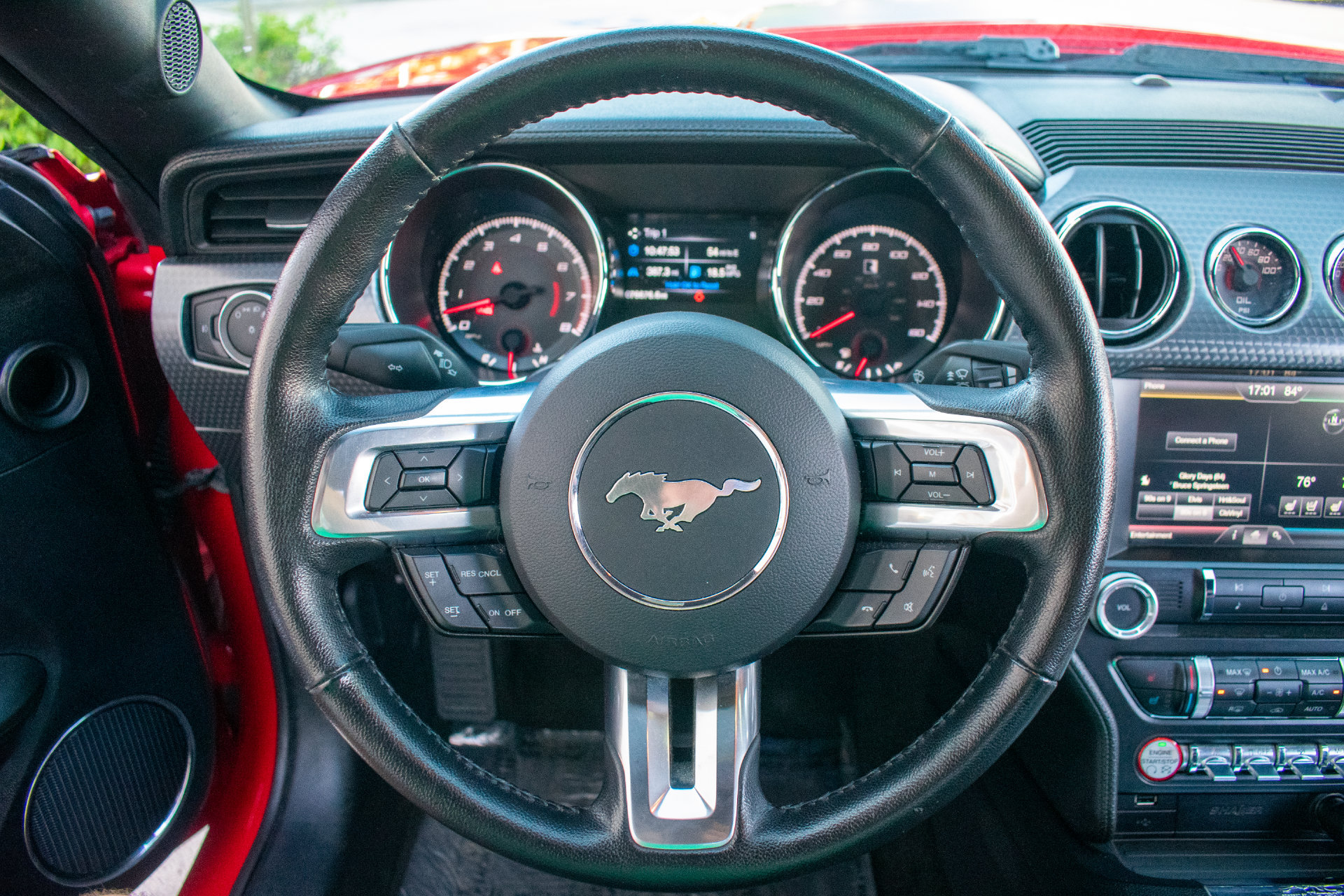 Used 2015 Ford Mustang GT RWD image 22