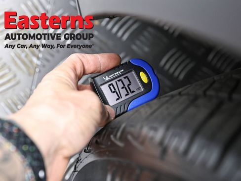 Used 2020 Tesla Model Y Long Range image 22