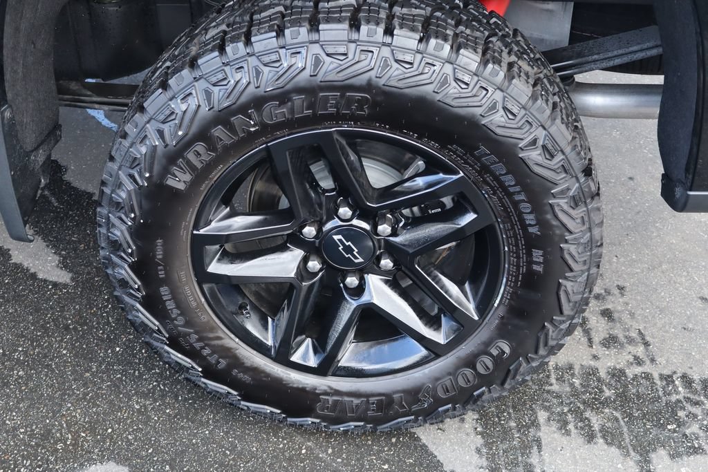 Used 2024 Chevrolet Silverado 1500 LT Trail Boss w/ Convenience Package II AWD/4WD image 13