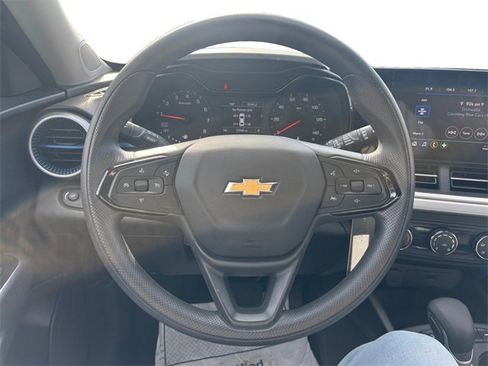 Used 2024 Chevrolet Trax LS image 12