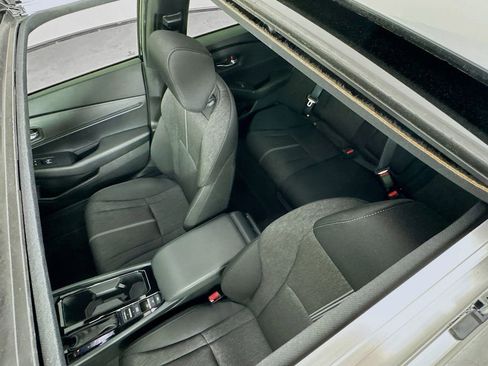 Used 2025 Honda Accord Sport image 26