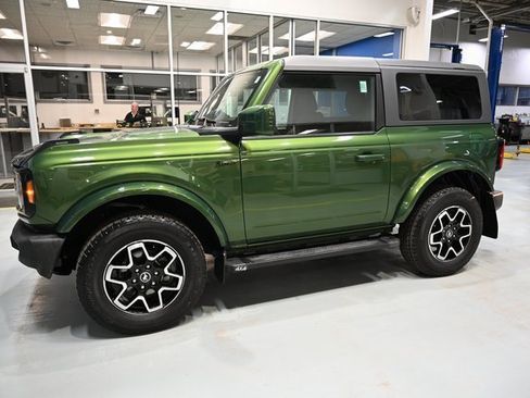 Used 2022 Ford Bronco Outer Banks image 8
