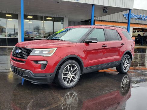 Used 2018 Ford Explorer Sport w/ Equipment Group 401A image 2
