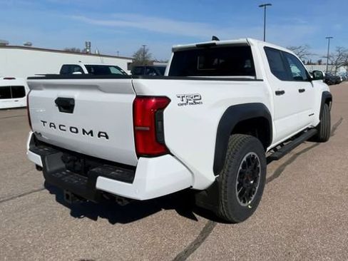 New 2026 Toyota Tacoma TRD Off-Road AWD/4WD image 2