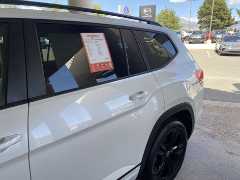 Certified 2023 Volkswagen Atlas SEL R-Line AWD/4WD image 64