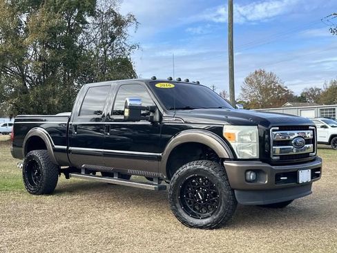 Used 2016 Ford F350 King Ranch w/ King Ranch w/Chrome Package image 8