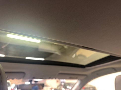 Used 2016 Lexus ES 350 w/ Premium Package w/Wood Trim FWD image 22