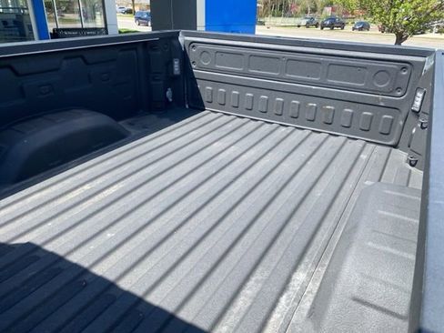 Used 2023 Chevrolet Silverado 2500 Custom w/ Custom Value Package image 14