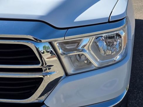 Used 2021 RAM 1500 Big Horn AWD/4WD image 3