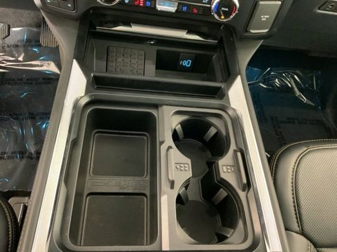 Used 2024 Ford F350 Platinum w/ FX4 Off-Road Package image 24