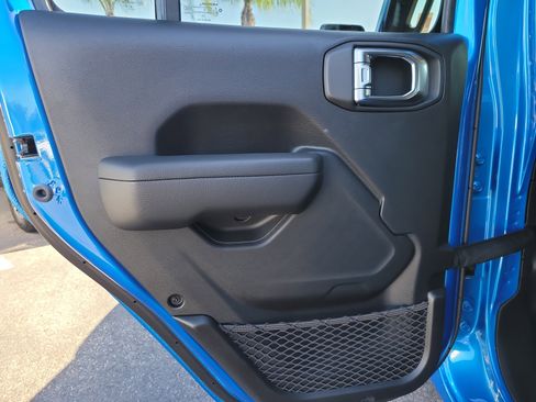 Used 2026 Jeep Wrangler Sport S image 10