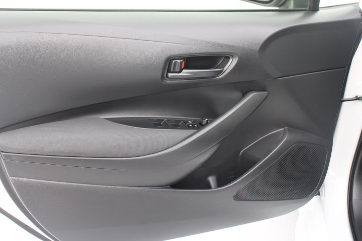 Certified 2025 Toyota Corolla LE w/ Convenience Package FWD image 10