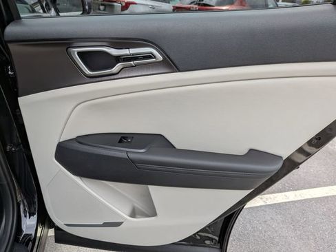 New 2026 Kia Sportage EX FWD image 22