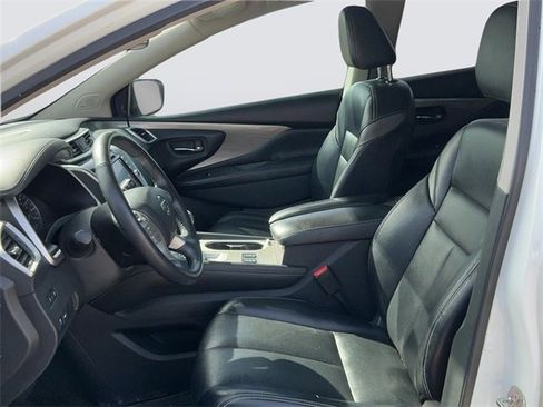Used 2018 Nissan Murano SL image 16