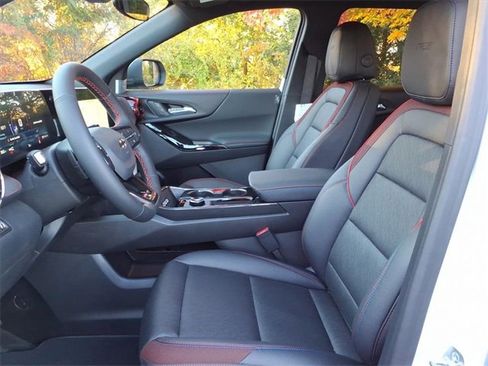 New 2026 Chevrolet Equinox RS image 7