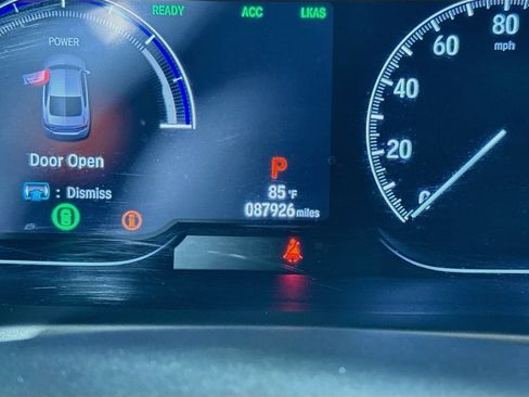 Used 2019 Honda Accord Touring image 12