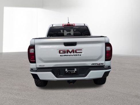 Used 2024 GMC Canyon AT4X AWD/4WD image 6