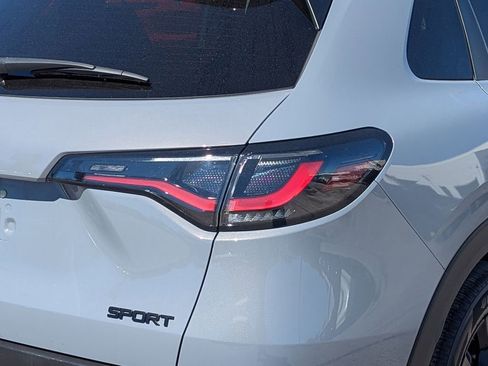 Used 2024 Honda HR-V Sport image 7