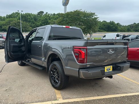 Used 2025 Ford F150 Lariat w/ Bed Utility Package AWD/4WD image 5
