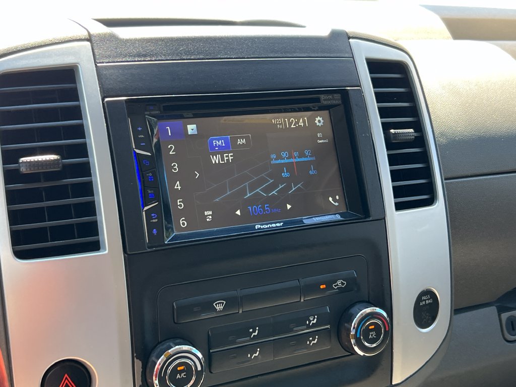 Used 2014 Nissan Frontier Desert Runner RWD image 26