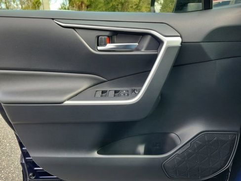 Used 2025 Toyota RAV4 XLE Premium image 36