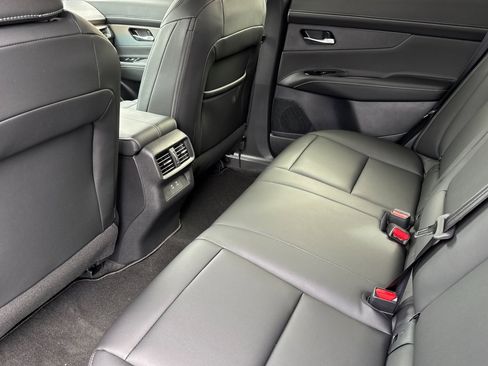 New 2025 Nissan Murano SL image 9