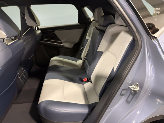 Used 2023 Subaru Solterra AWD image 27
