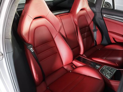 Certified 2023 Porsche Panamera GTS image 6