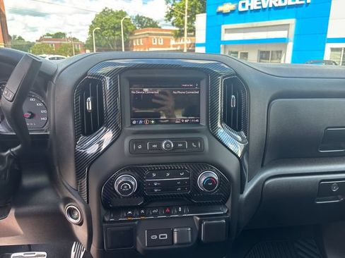Used 2024 Chevrolet Silverado 1500 Custom w/ Turbomax Blackout Package AWD/4WD image 15