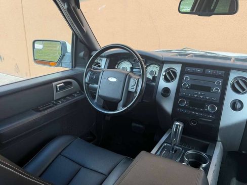 Used 2012 Ford Expedition EL Limited RWD image 36