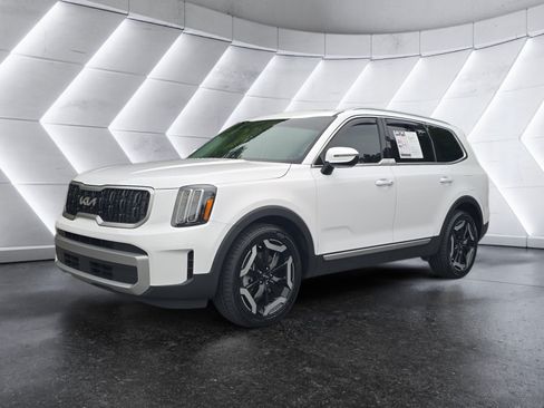Used 2023 Kia Telluride EX FWD image 1