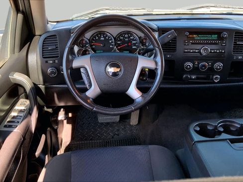 Used 2010 Chevrolet Silverado 1500 LT w/ Power Pack Plus RWD image 5
