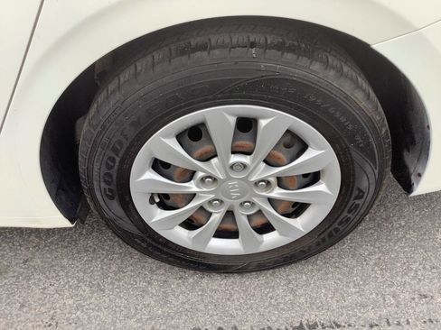 Used 2021 Kia Forte Sedan image 18