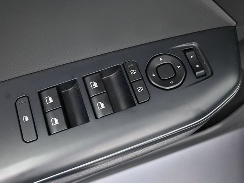 New 2025 Kia K4 FWD image 11
