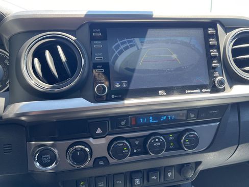 Used 2023 Toyota Tacoma Limited AWD/4WD image 19