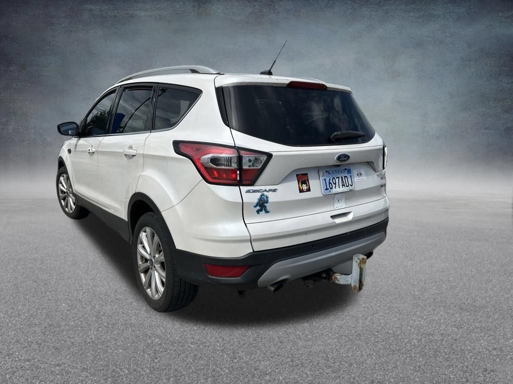 Used 2017 Ford Escape Titanium FWD image 2