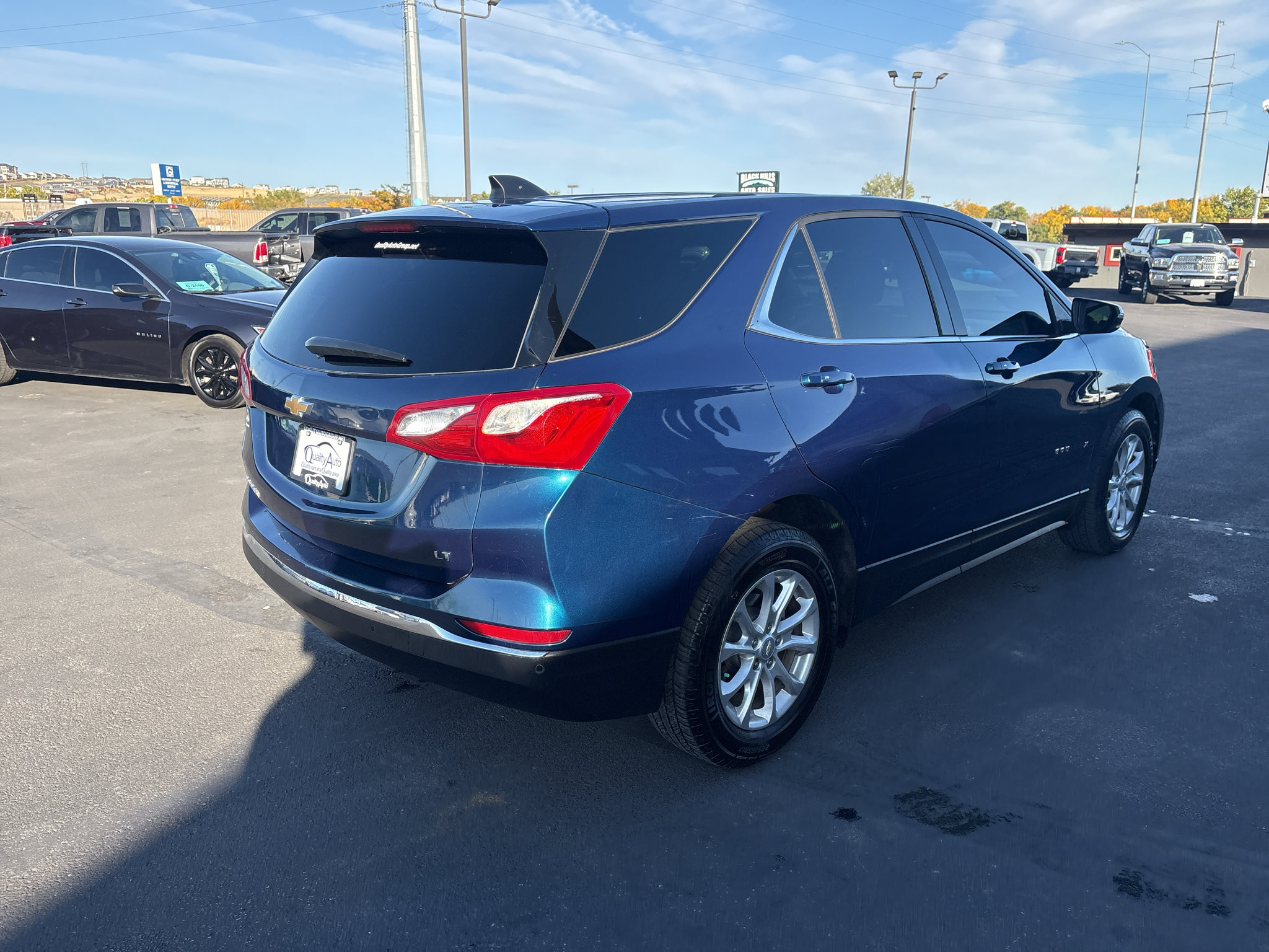 Used 2019 Chevrolet Equinox LT FWD image 6