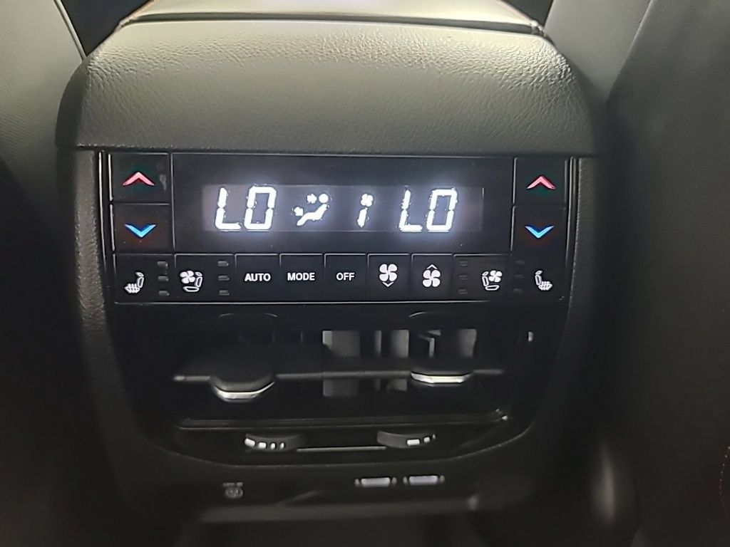Used 2021 Jeep Grand Cherokee L Summit AWD/4WD image 23