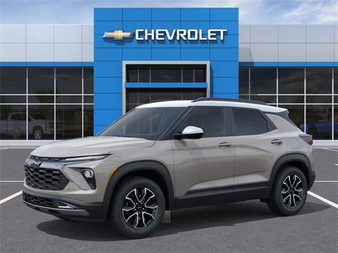 New 2026 Chevrolet TrailBlazer ACTIV image 2