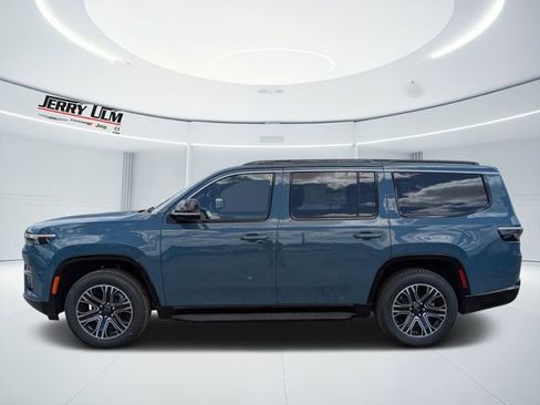 New 2026 Jeep Grand Wagoneer 2WD w/ 8-Passenger Seating Package image 6