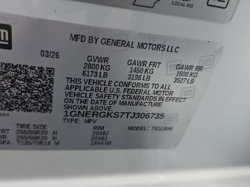 New 2026 Chevrolet Traverse LT w/ Midnight/Sport Edition FWD image 16