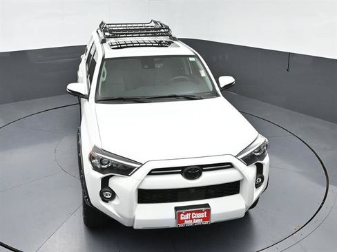 Certified 2022 Toyota 4Runner SR5 Premium w/ Moonroof Package RWD image 40