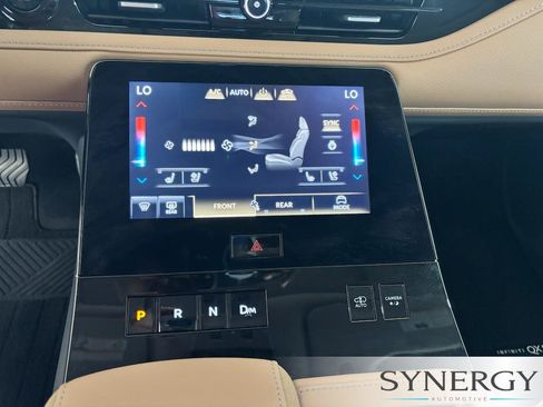 Certified 2026 INFINITI QX80 Luxe AWD/4WD image 11