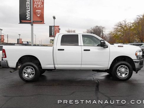 Used 2024 RAM 2500 Tradesman w/ Chrome Appearance Group image 18