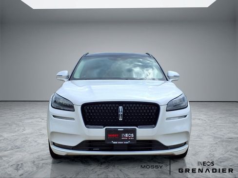 Used 2021 Lincoln Corsair Reserve FWD image 3