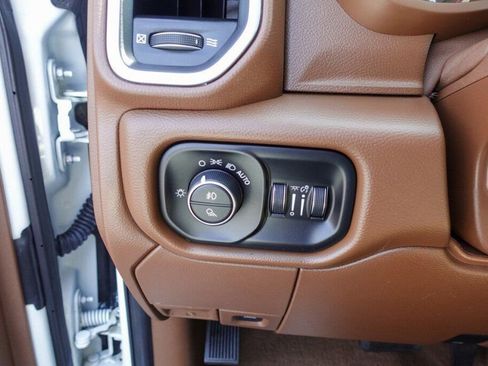 Used 2022 RAM 3500 Laramie image 15