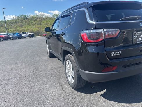 Used 2022 Jeep Compass Latitude w/ Sun and Sound Group image 4