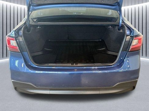Used 2022 Subaru Legacy Premium image 9