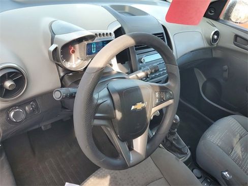 Used 2016 Chevrolet Sonic LS image 12