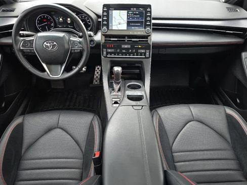 Used 2020 Toyota Avalon TRD image 3